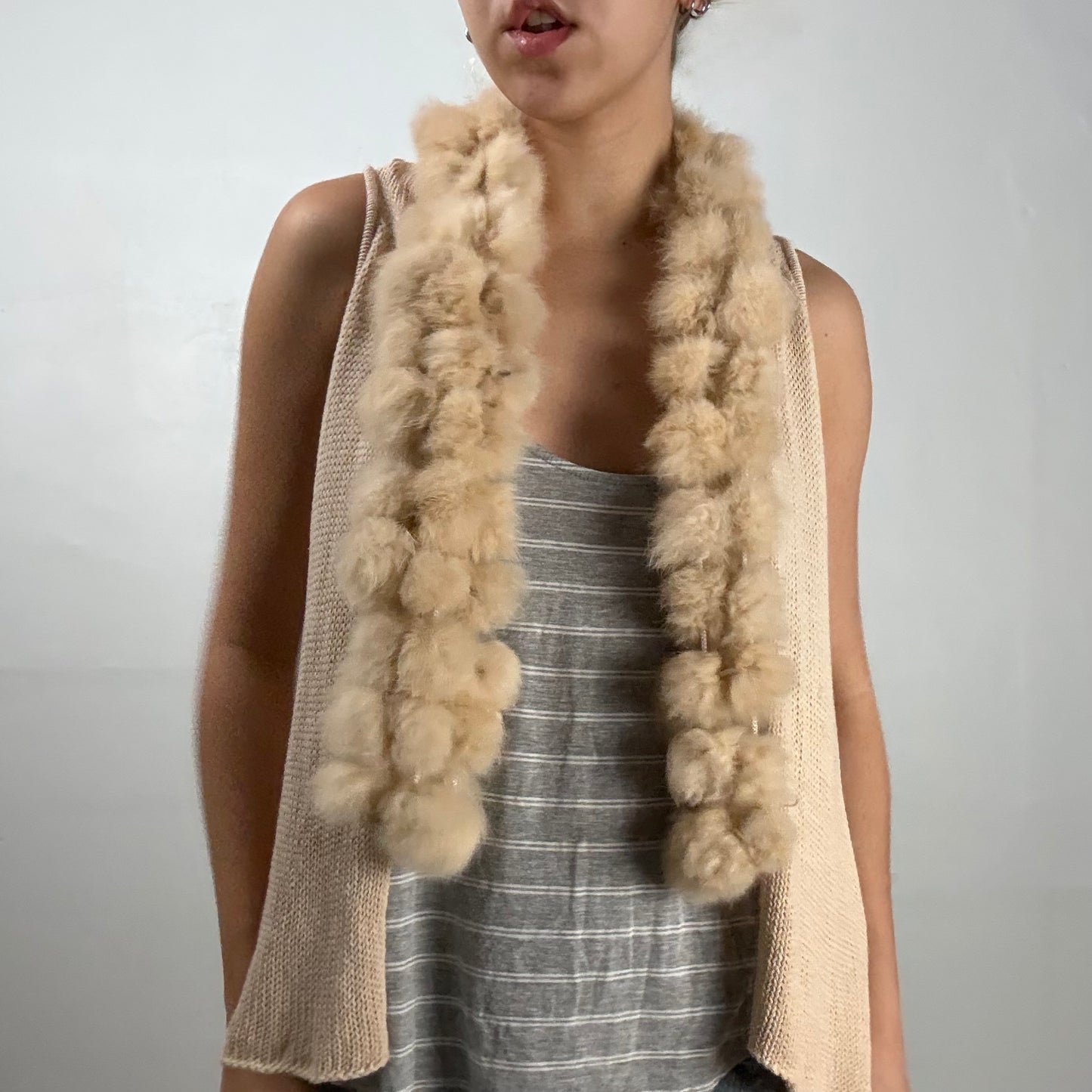 Pom-Pom Long Knit Vest