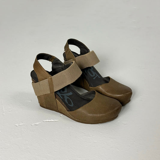 Brown Leather Wedge Heels