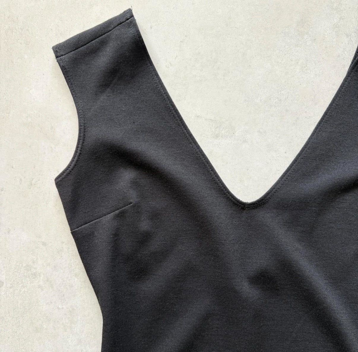 Black V-Neck Bodycon