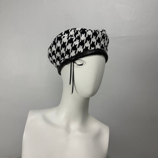 Houndstooth Knit Beret
